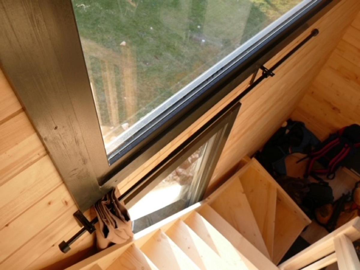 Chalet In Saint Laurent On A Slope Saint-Laurent-du-Jura Exterior foto